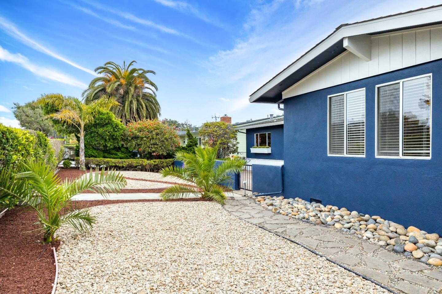Detail Gallery Image 31 of 42 For 232 Peninsula Dr, Marina,  CA 93933 - 3 Beds | 2/1 Baths
