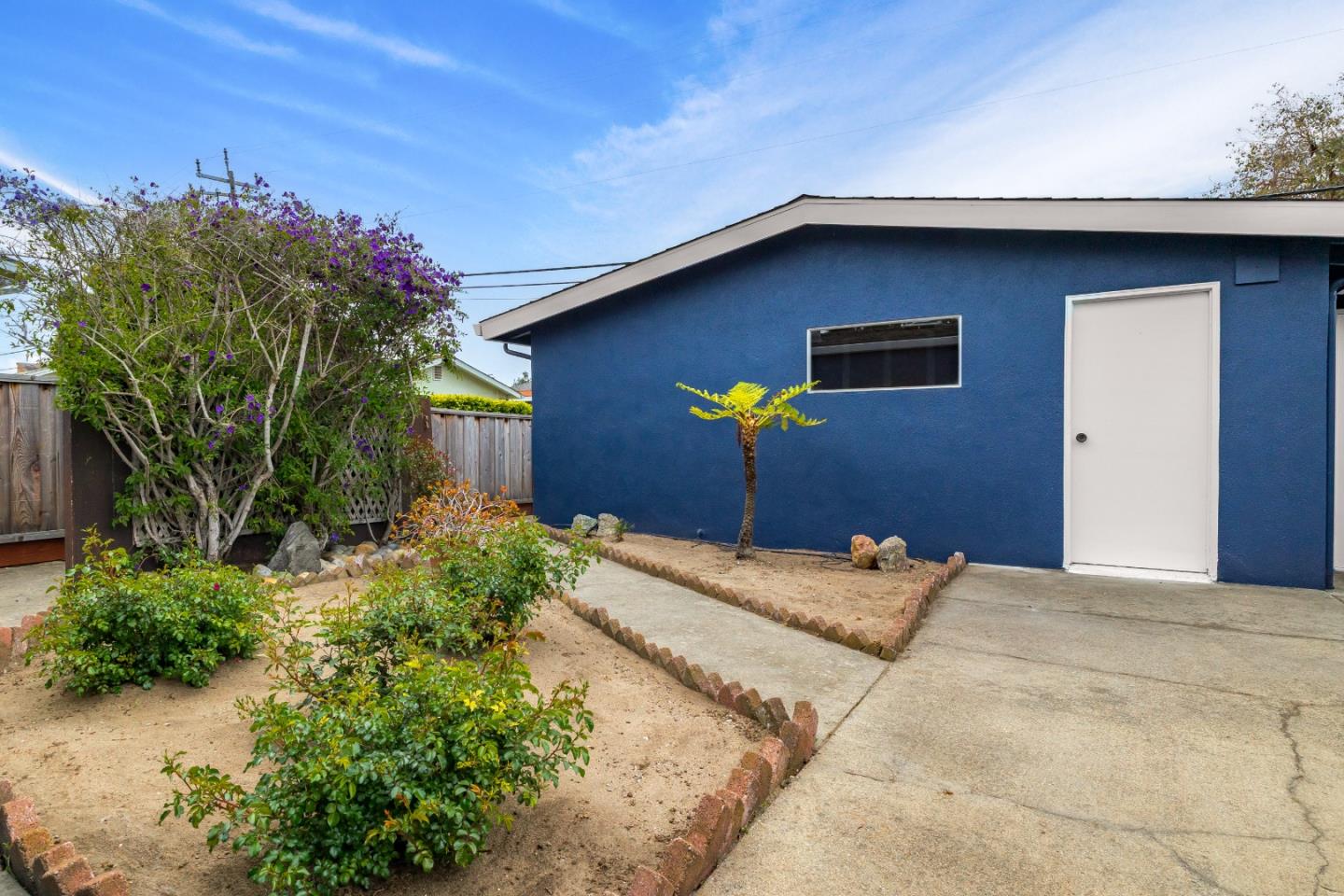 Detail Gallery Image 38 of 42 For 232 Peninsula Dr, Marina,  CA 93933 - 3 Beds | 2/1 Baths