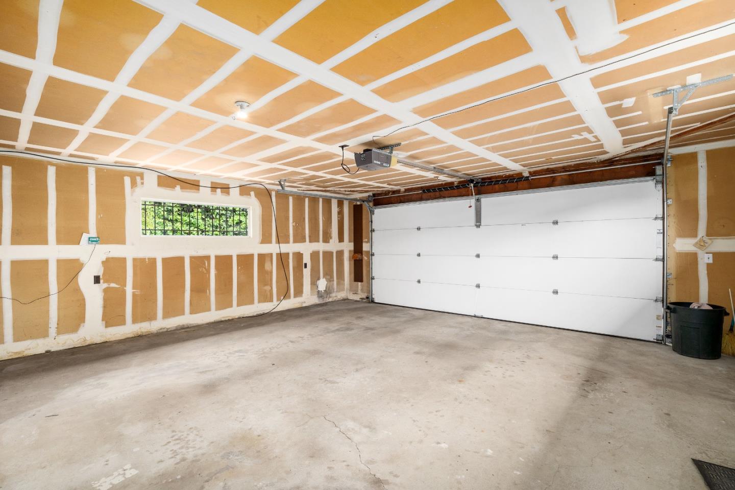 Detail Gallery Image 40 of 42 For 232 Peninsula Dr, Marina,  CA 93933 - 3 Beds | 2/1 Baths