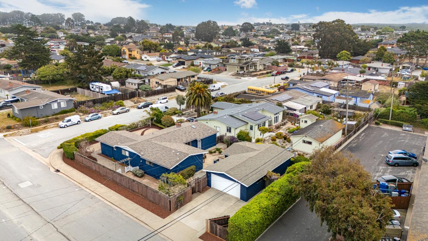 Detail Gallery Image 5 of 42 For 232 Peninsula Dr, Marina,  CA 93933 - 3 Beds | 2/1 Baths