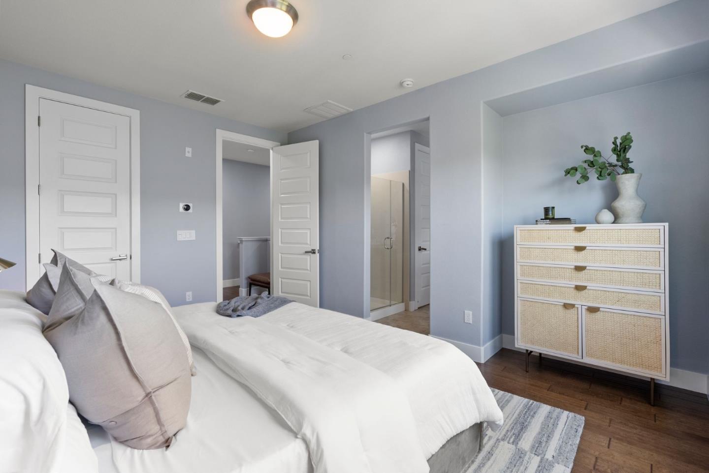 Detail Gallery Image 11 of 22 For 428 Derby Ave, San Mateo,  CA 94403 - 3 Beds | 2/1 Baths