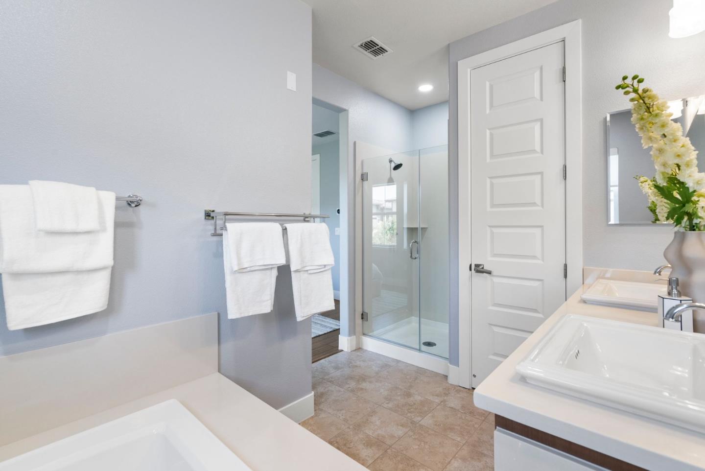 Detail Gallery Image 13 of 22 For 428 Derby Ave, San Mateo,  CA 94403 - 3 Beds | 2/1 Baths