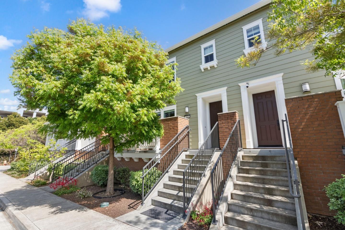 Detail Gallery Image 2 of 22 For 428 Derby Ave, San Mateo,  CA 94403 - 3 Beds | 2/1 Baths