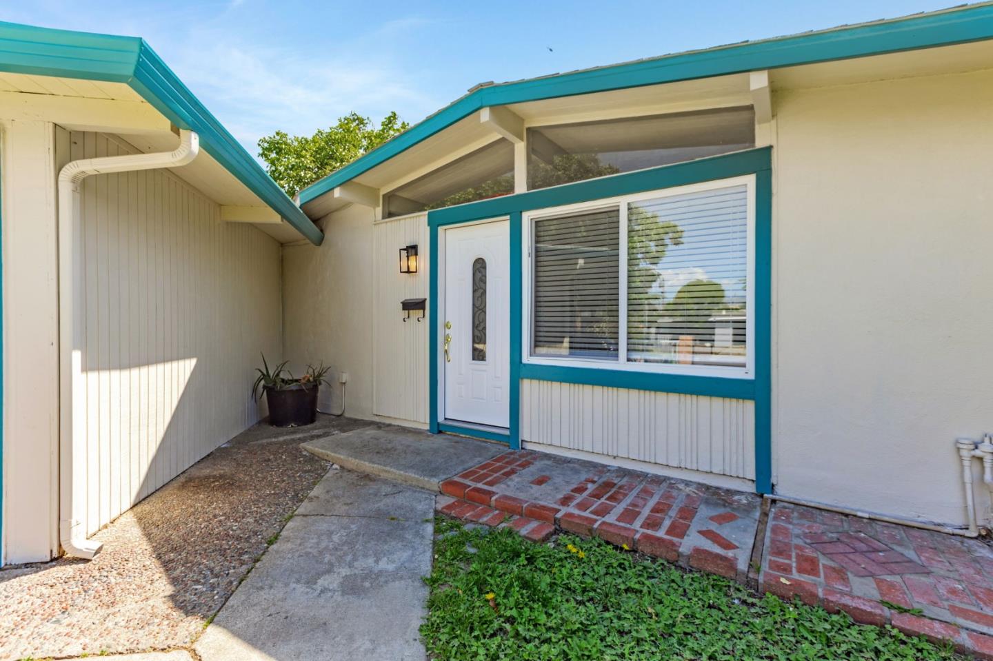 Detail Gallery Image 7 of 42 For 1369 Bal Harbor Way, San Jose,  CA 95122 - 3 Beds | 1/1 Baths