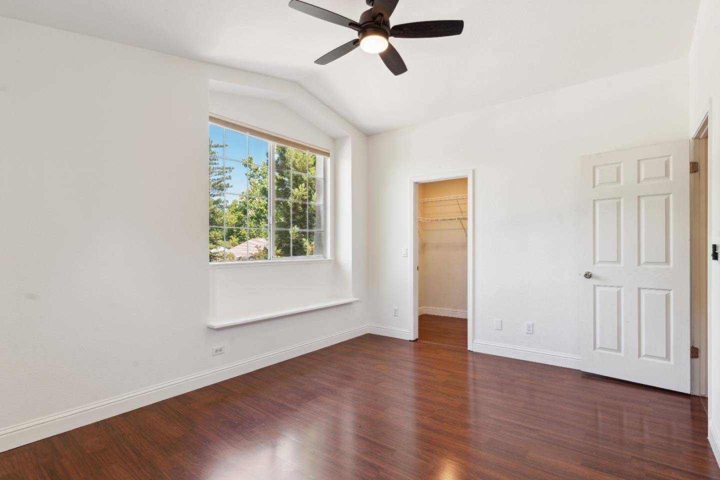 Detail Gallery Image 20 of 30 For 1418 Eligio Ln, Davis,  CA 95618 - 4 Beds | 3 Baths