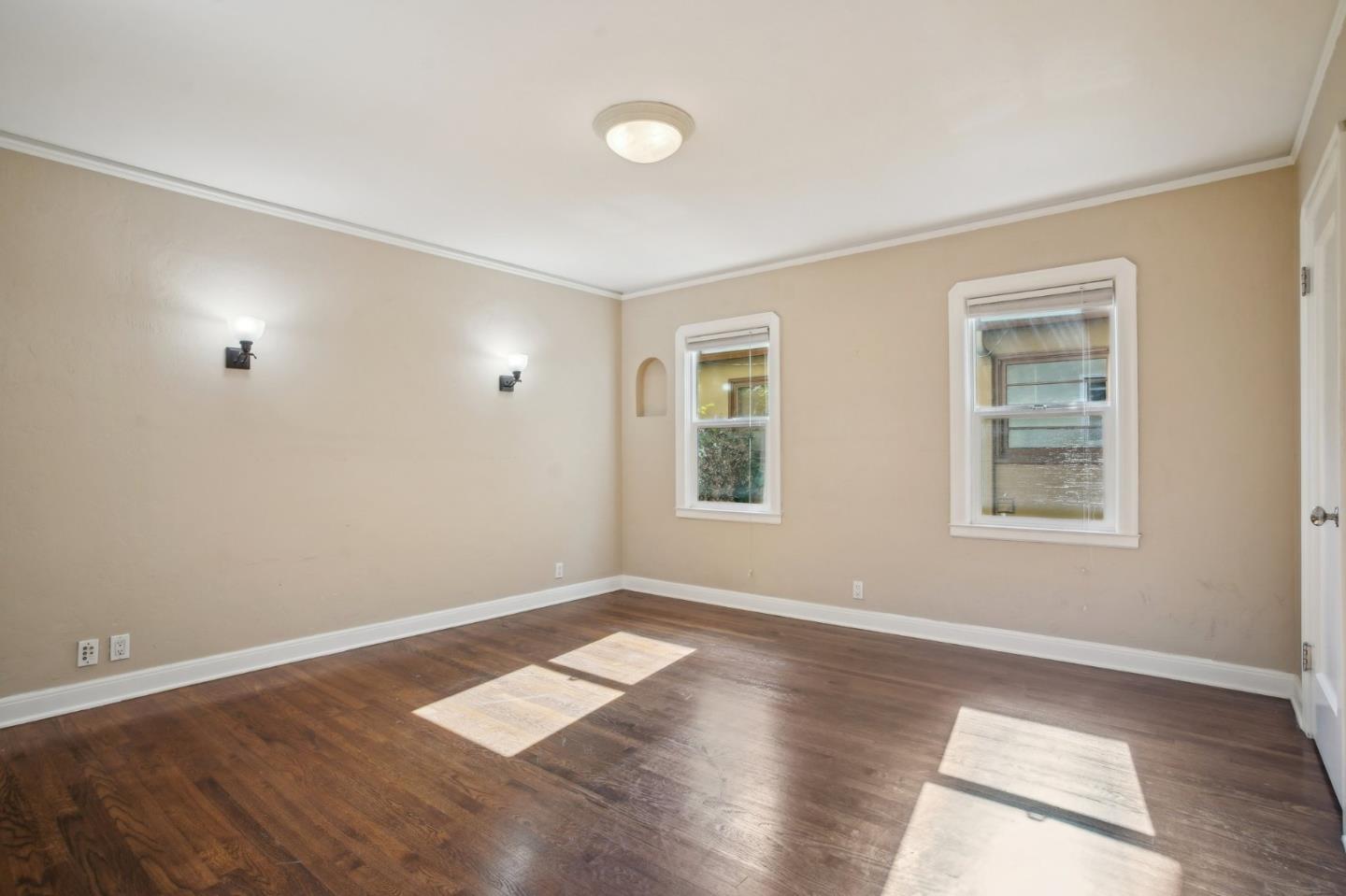 Detail Gallery Image 13 of 31 For 1024-1028 Parkinson Ct, San Jose,  CA 95126 - – Beds | – Baths