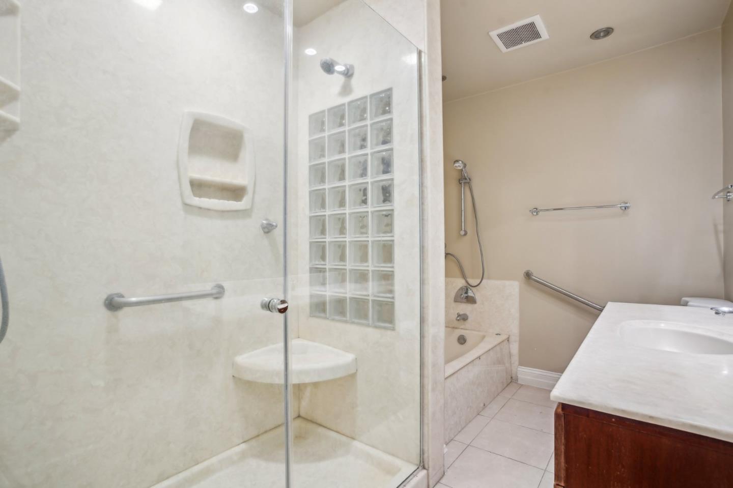 Detail Gallery Image 15 of 31 For 1024-1028 Parkinson Ct, San Jose,  CA 95126 - – Beds | – Baths