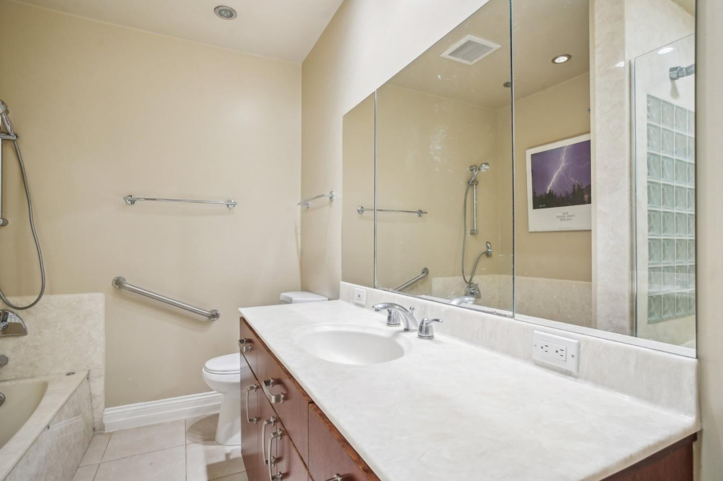 Detail Gallery Image 16 of 31 For 1024-1028 Parkinson Ct, San Jose,  CA 95126 - – Beds | – Baths