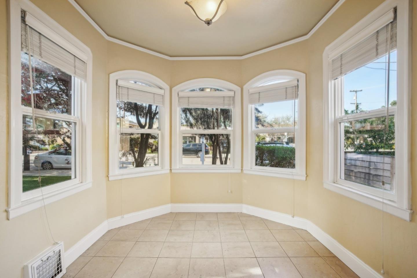 Detail Gallery Image 17 of 31 For 1024-1028 Parkinson Ct, San Jose,  CA 95126 - – Beds | – Baths