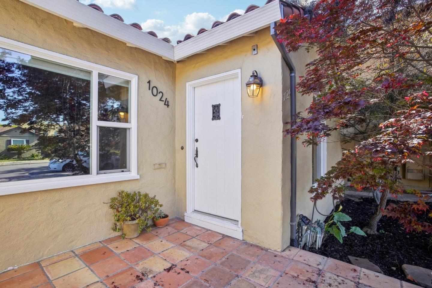 Detail Gallery Image 3 of 31 For 1024-1028 Parkinson Ct, San Jose,  CA 95126 - – Beds | – Baths
