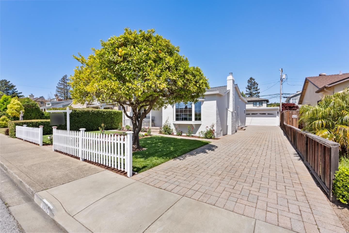 Detail Gallery Image 30 of 34 For 1962 Brittan Ave, San Carlos,  CA 94070 - 2 Beds | 2 Baths