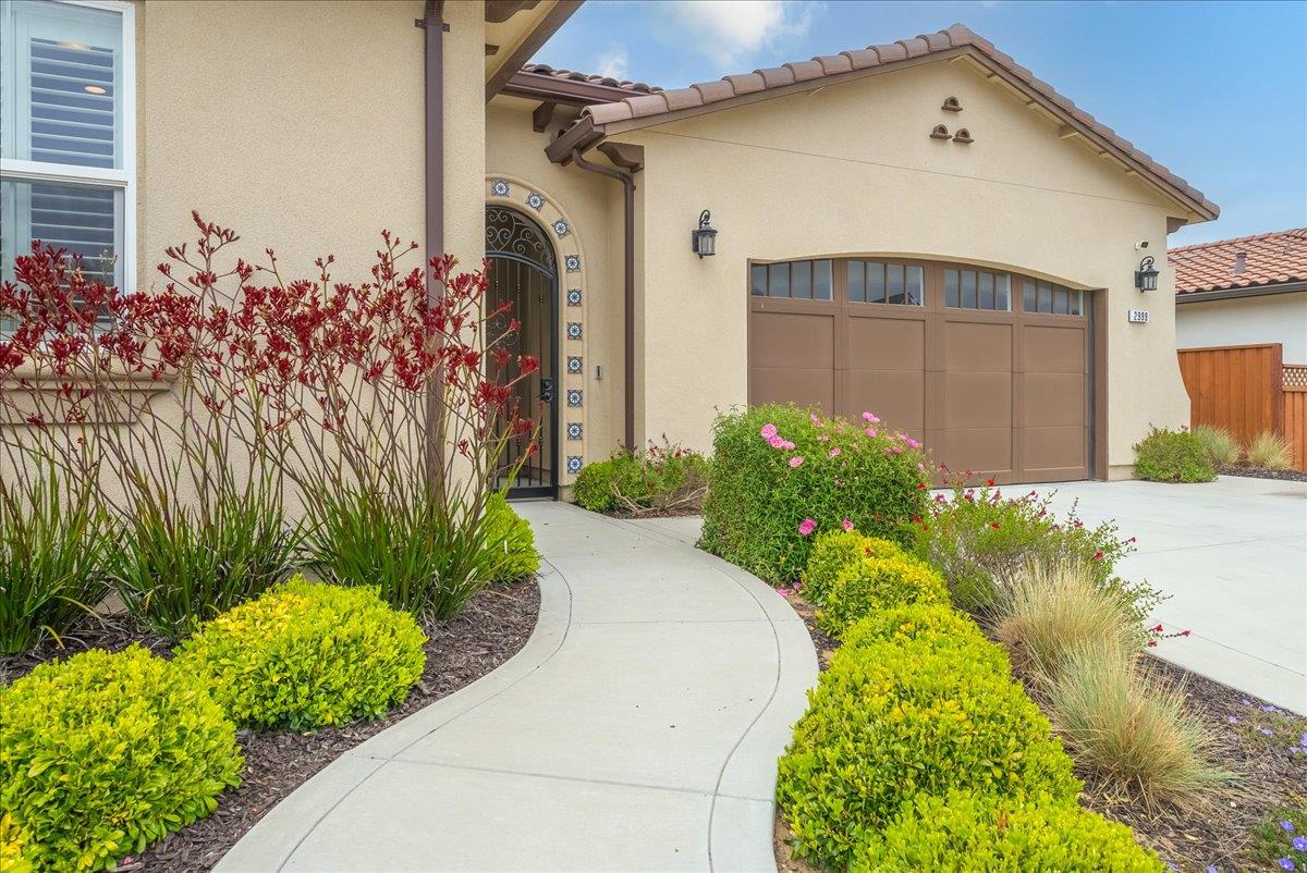 Detail Gallery Image 3 of 65 For 2999 Bluffs Dr, Marina,  CA 93933 - 6 Beds | 3/1 Baths