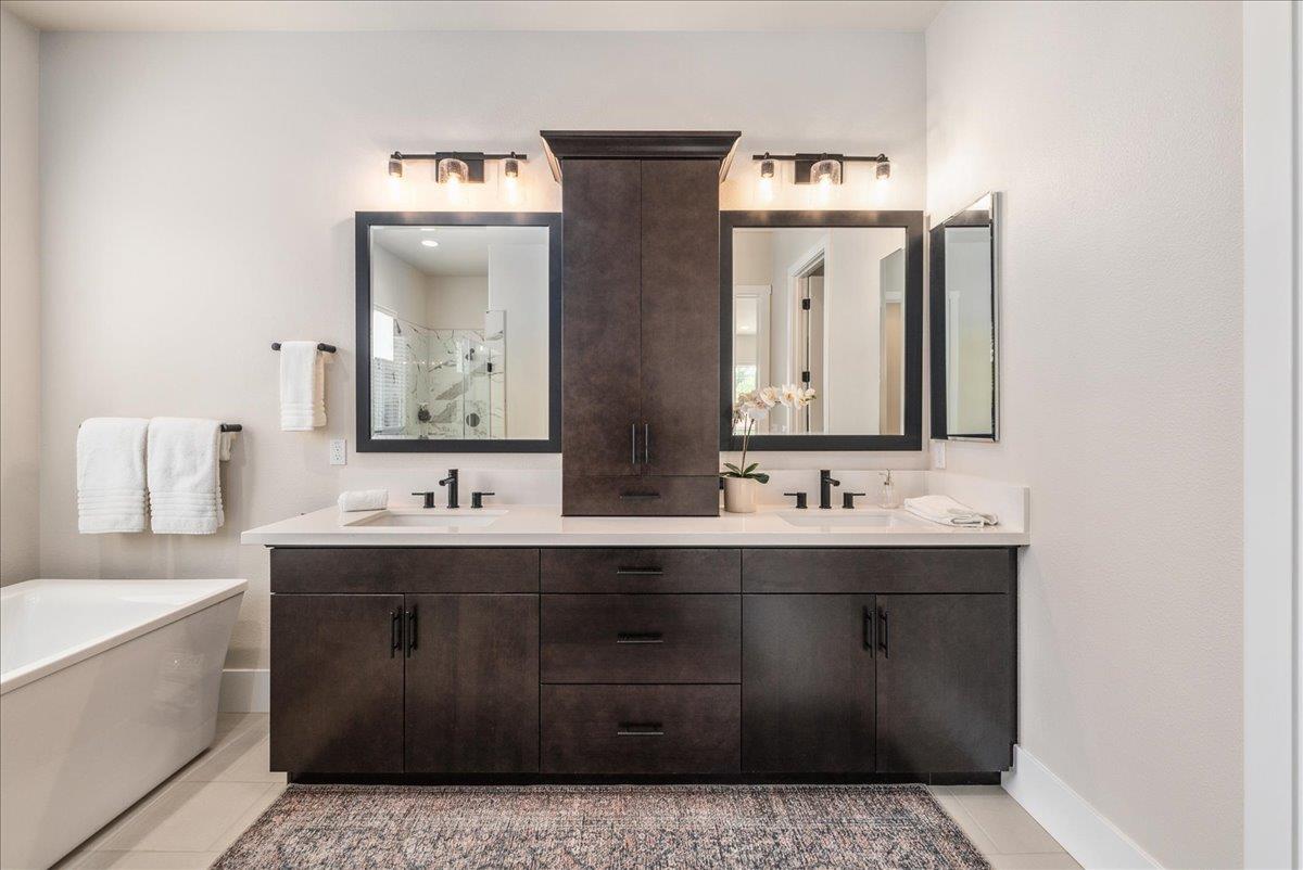 Detail Gallery Image 30 of 65 For 2999 Bluffs Dr, Marina,  CA 93933 - 6 Beds | 3/1 Baths