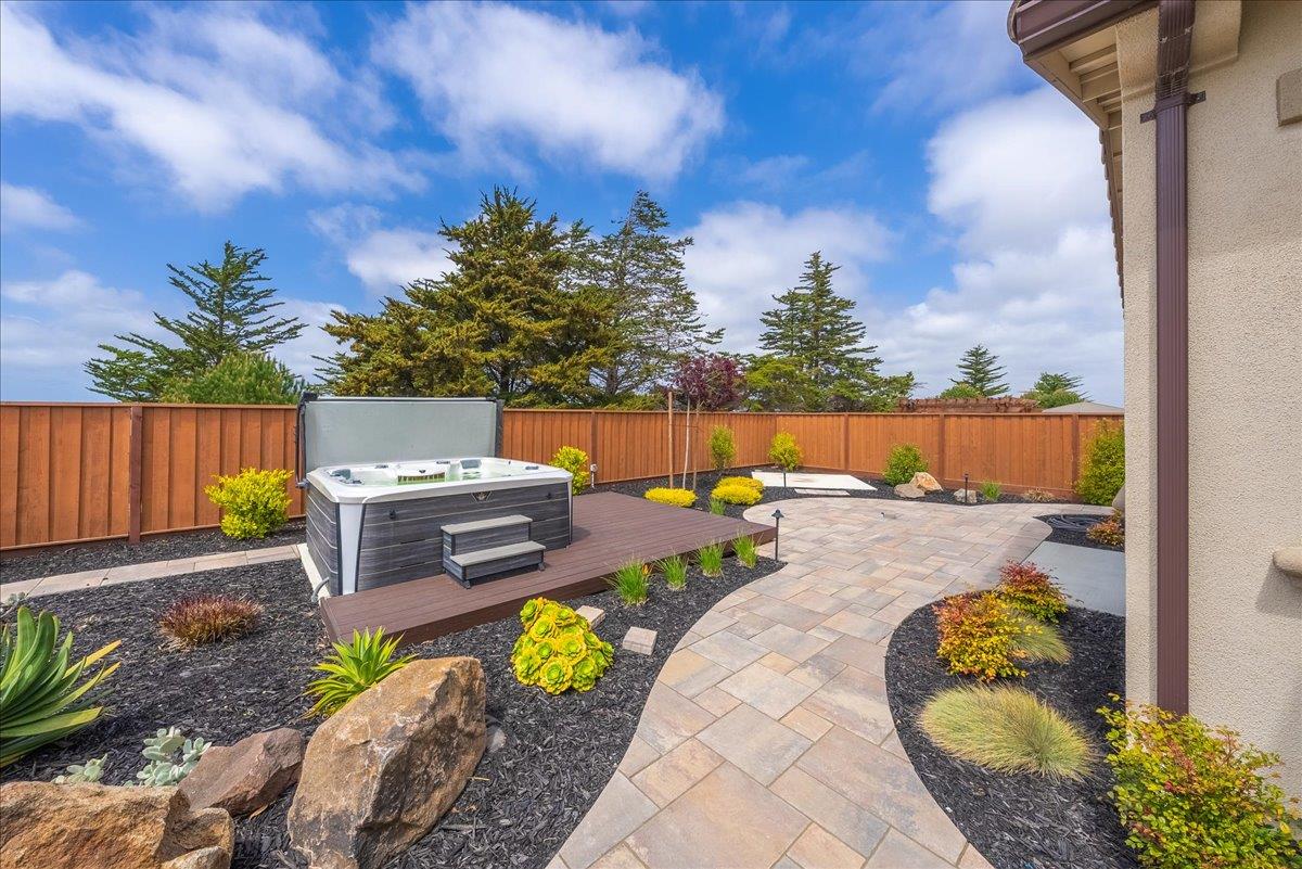Detail Gallery Image 53 of 65 For 2999 Bluffs Dr, Marina,  CA 93933 - 6 Beds | 3/1 Baths