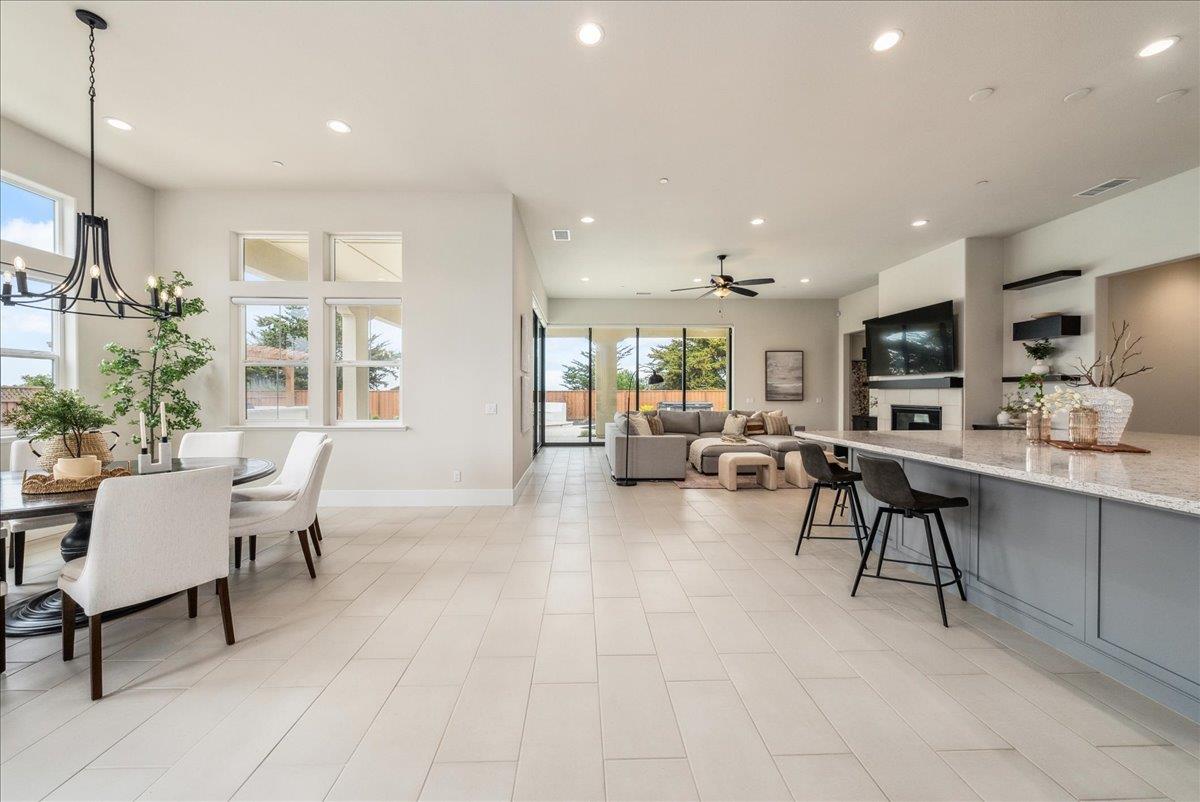 Detail Gallery Image 7 of 65 For 2999 Bluffs Dr, Marina,  CA 93933 - 6 Beds | 3/1 Baths