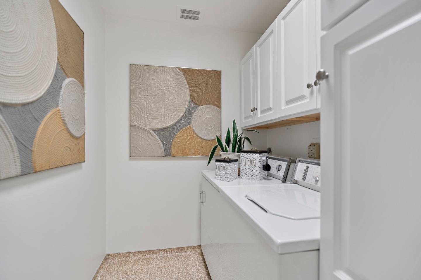 Detail Gallery Image 29 of 53 For 133 El Porton, Los Gatos,  CA 95032 - 3 Beds | 2/1 Baths