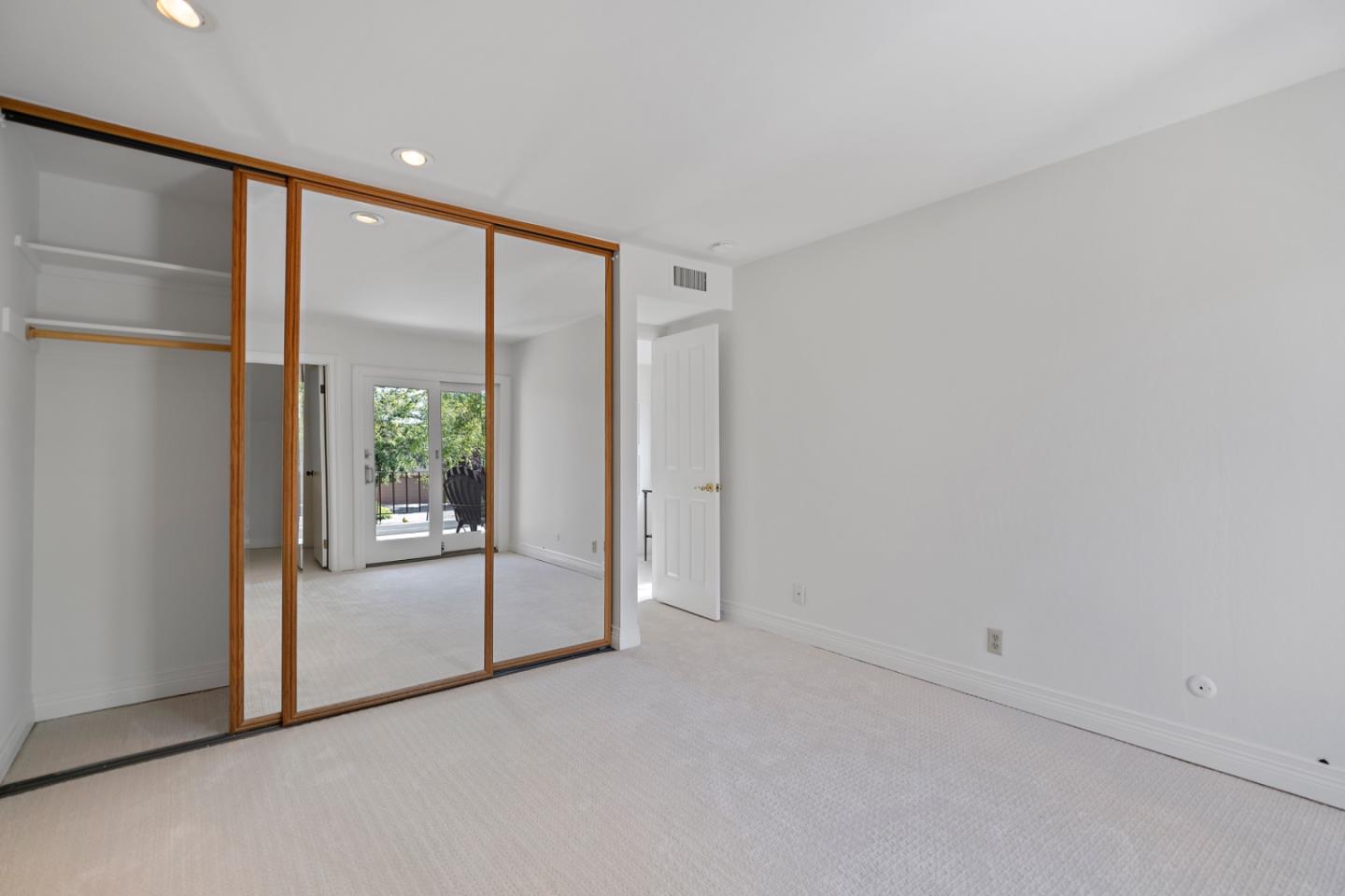 Detail Gallery Image 33 of 53 For 133 El Porton, Los Gatos,  CA 95032 - 3 Beds | 2/1 Baths