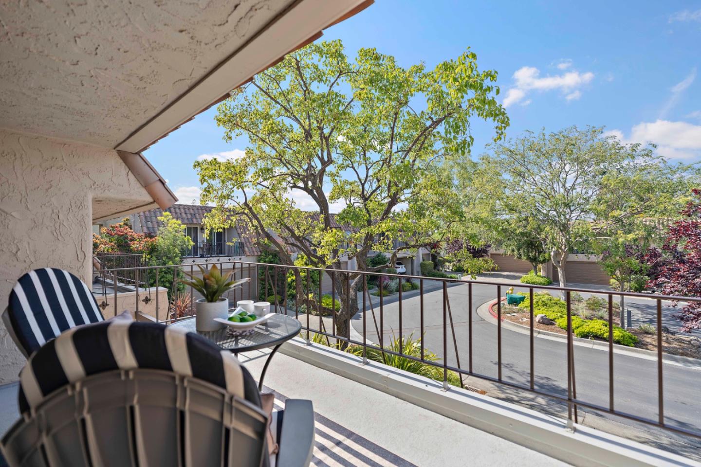 Detail Gallery Image 40 of 53 For 133 El Porton, Los Gatos,  CA 95032 - 3 Beds | 2/1 Baths