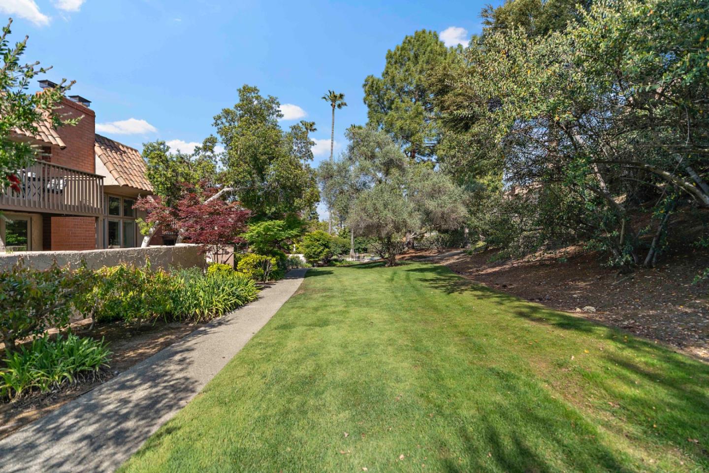 Detail Gallery Image 43 of 53 For 133 El Porton, Los Gatos,  CA 95032 - 3 Beds | 2/1 Baths
