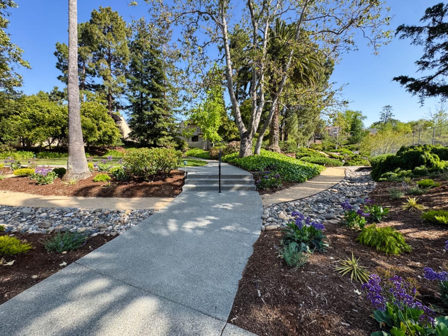 Detail Gallery Image 47 of 53 For 133 El Porton, Los Gatos,  CA 95032 - 3 Beds | 2/1 Baths