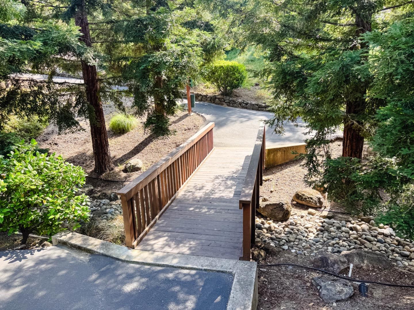 Detail Gallery Image 49 of 53 For 133 El Porton, Los Gatos,  CA 95032 - 3 Beds | 2/1 Baths