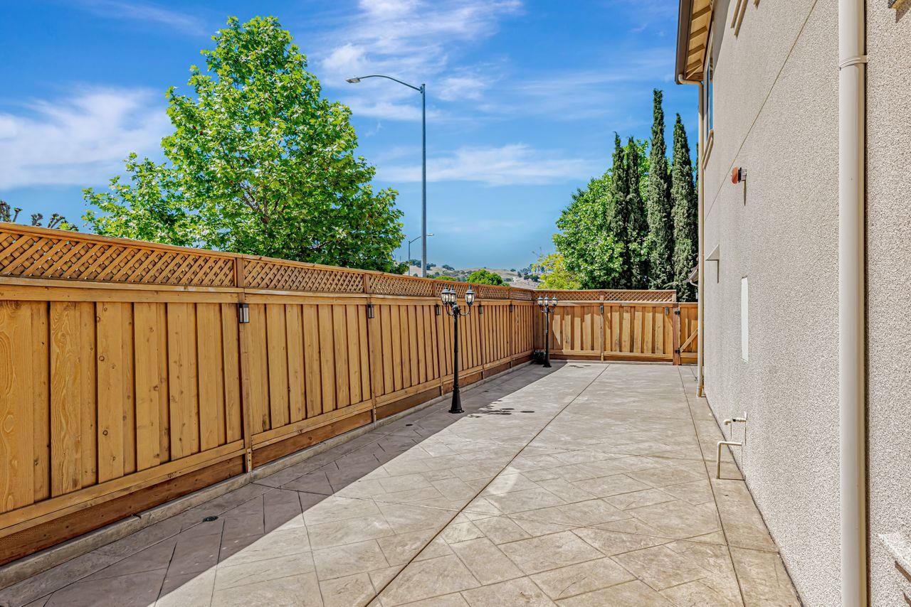 Detail Gallery Image 61 of 71 For 195 Peral Ave, Morgan Hill,  CA 95037 - 4 Beds | 3 Baths