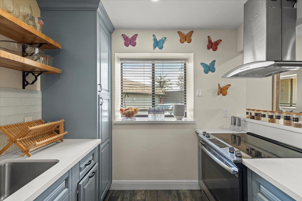 Detail Gallery Image 10 of 33 For 3310 Shadow Park Pl, San Jose,  CA 95121 - 2 Beds | 2 Baths