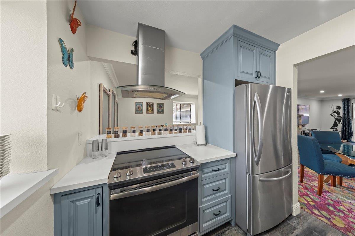 Detail Gallery Image 12 of 33 For 3310 Shadow Park Pl, San Jose,  CA 95121 - 2 Beds | 2 Baths
