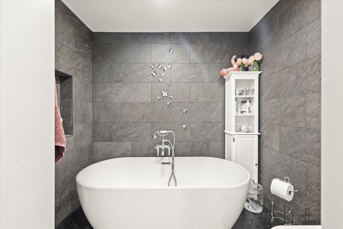 Detail Gallery Image 25 of 33 For 3310 Shadow Park Pl, San Jose,  CA 95121 - 2 Beds | 2 Baths