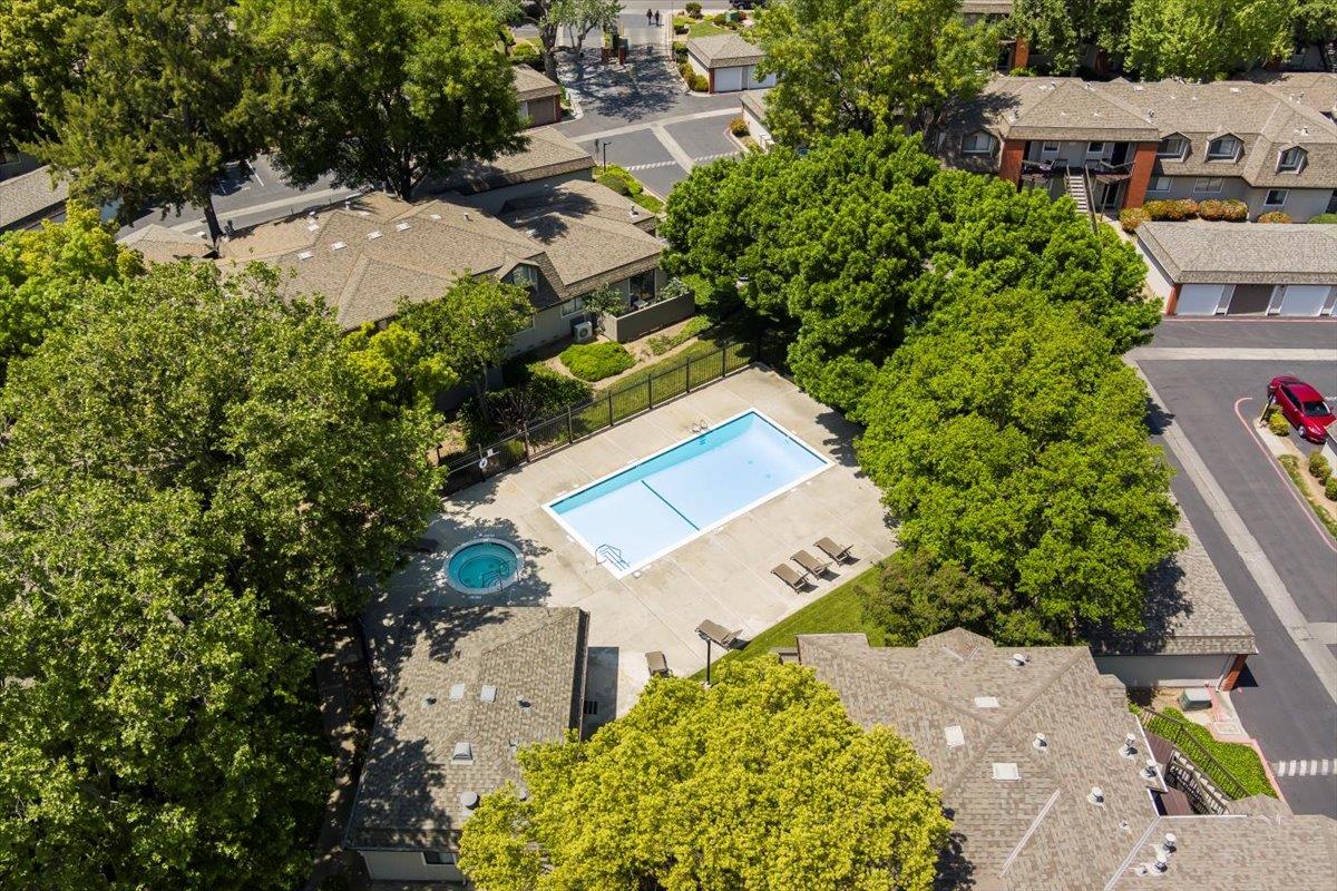 Detail Gallery Image 30 of 33 For 3310 Shadow Park Pl, San Jose,  CA 95121 - 2 Beds | 2 Baths