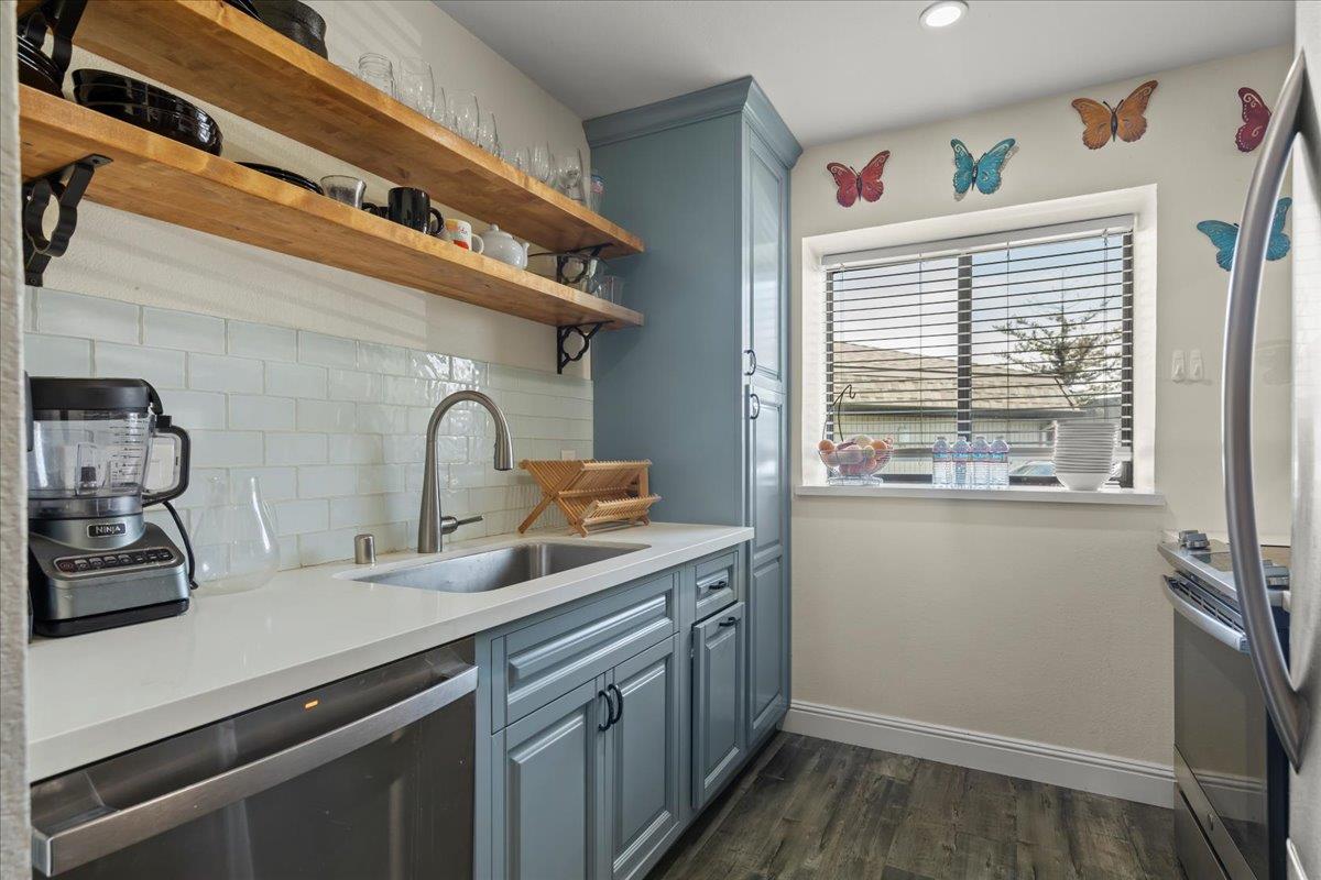 Detail Gallery Image 9 of 33 For 3310 Shadow Park Pl, San Jose,  CA 95121 - 2 Beds | 2 Baths