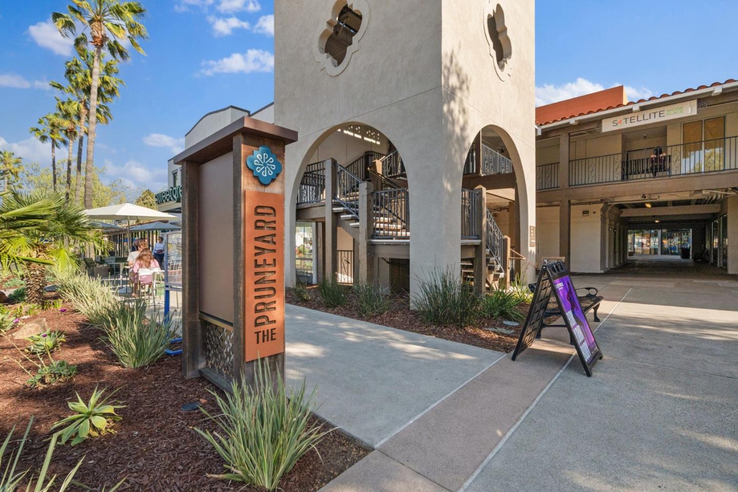 Detail Gallery Image 40 of 47 For 404 N Central Ave, Campbell,  CA 95008 - 2 Beds | 1 Baths