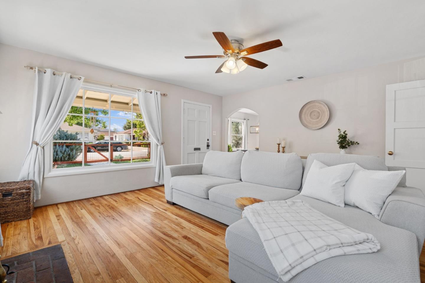 Detail Gallery Image 9 of 47 For 404 N Central Ave, Campbell,  CA 95008 - 2 Beds | 1 Baths