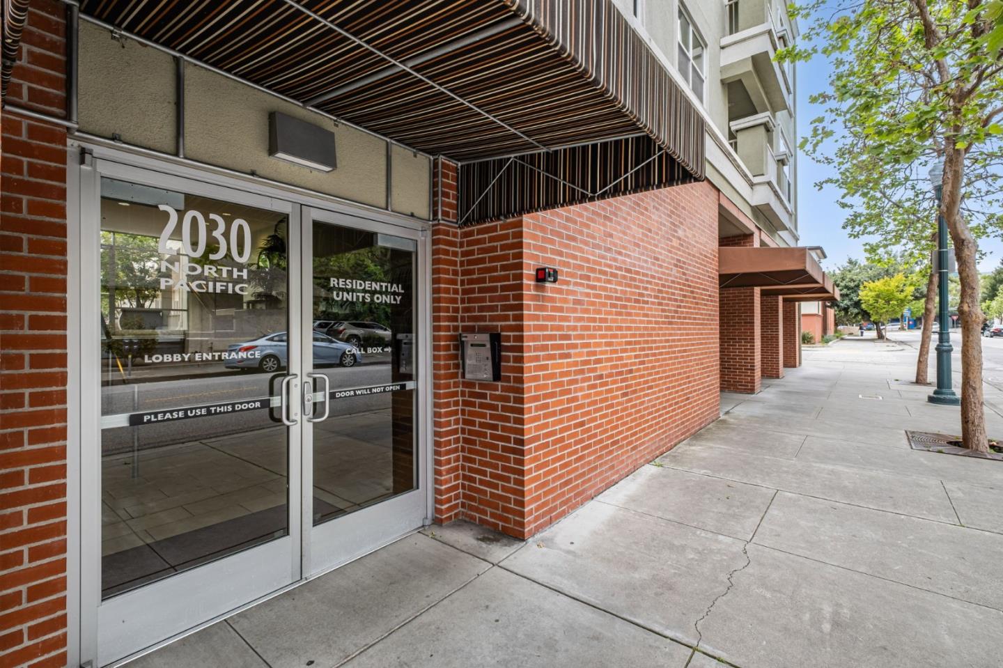 Detail Gallery Image 4 of 37 For 2030 N Pacific Ave #433,  Santa Cruz,  CA 95060 - 2 Beds | 2 Baths