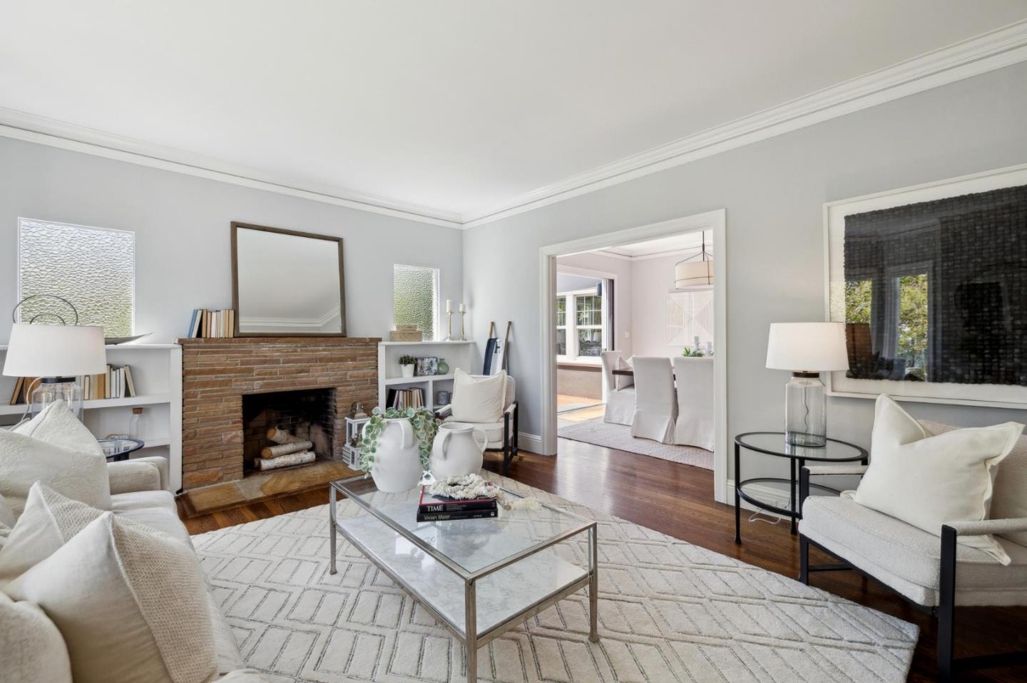Detail Gallery Image 14 of 55 For 2200 Hillside Dr, Burlingame,  CA 94010 - 3 Beds | 1/2 Baths