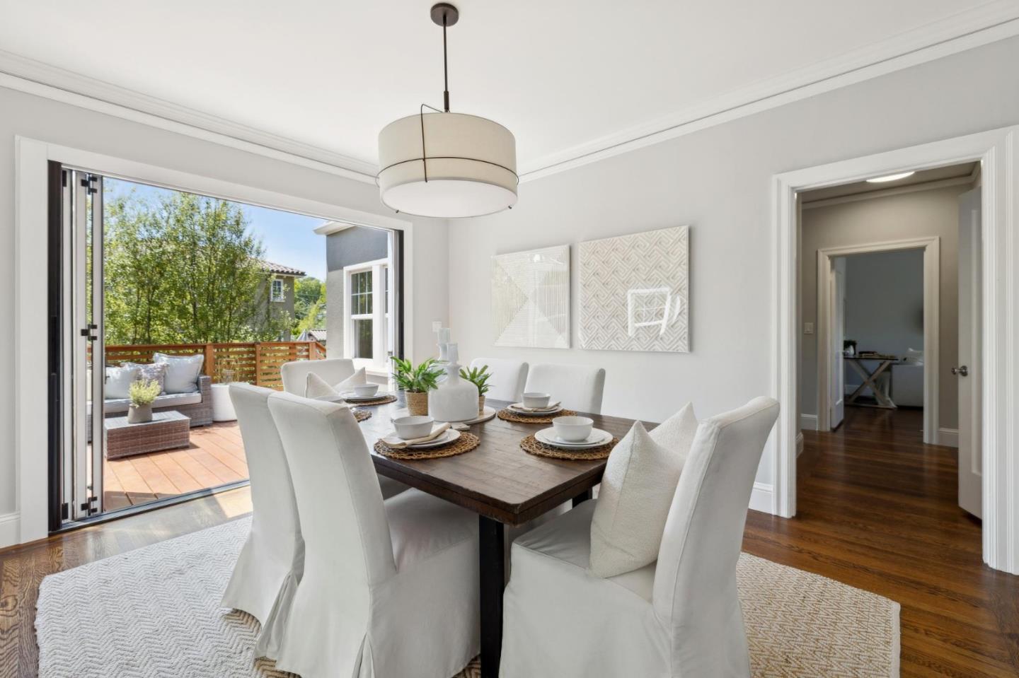 Detail Gallery Image 17 of 55 For 2200 Hillside Dr, Burlingame,  CA 94010 - 3 Beds | 1/2 Baths