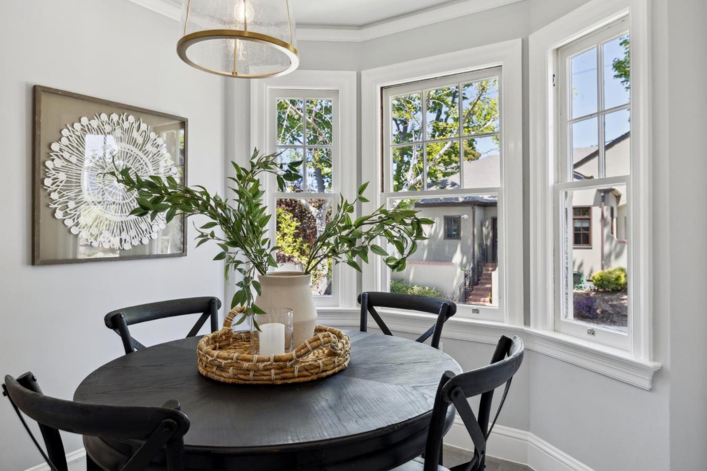 Detail Gallery Image 23 of 55 For 2200 Hillside Dr, Burlingame,  CA 94010 - 3 Beds | 1/2 Baths