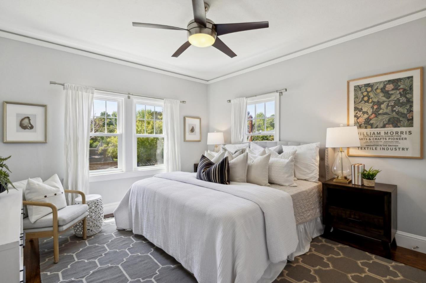 Detail Gallery Image 27 of 55 For 2200 Hillside Dr, Burlingame,  CA 94010 - 3 Beds | 1/2 Baths