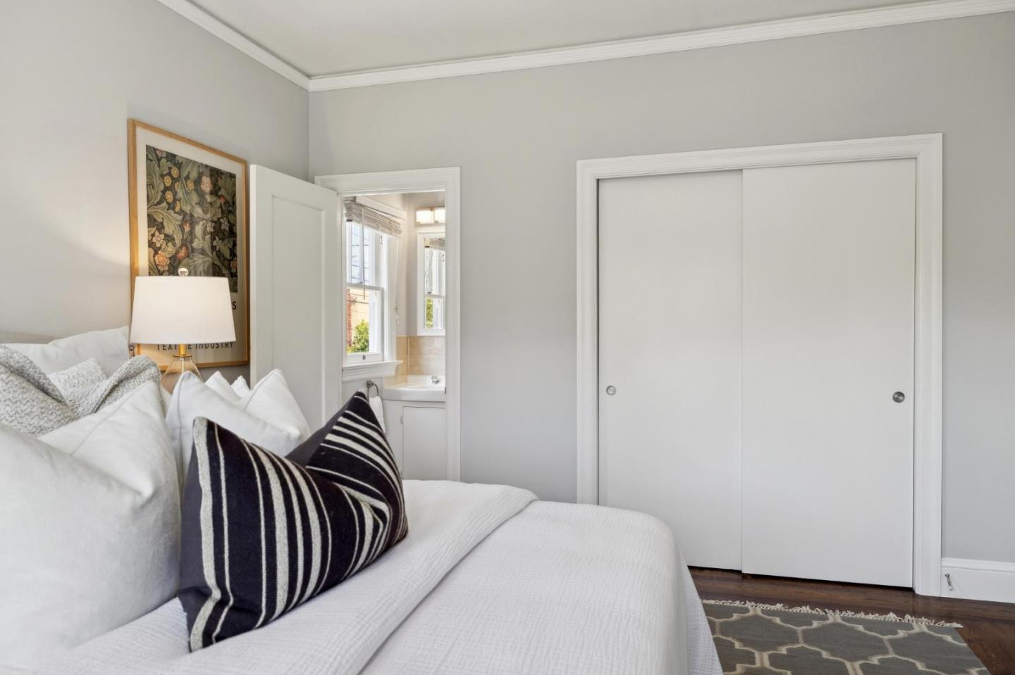 Detail Gallery Image 28 of 55 For 2200 Hillside Dr, Burlingame,  CA 94010 - 3 Beds | 1/2 Baths
