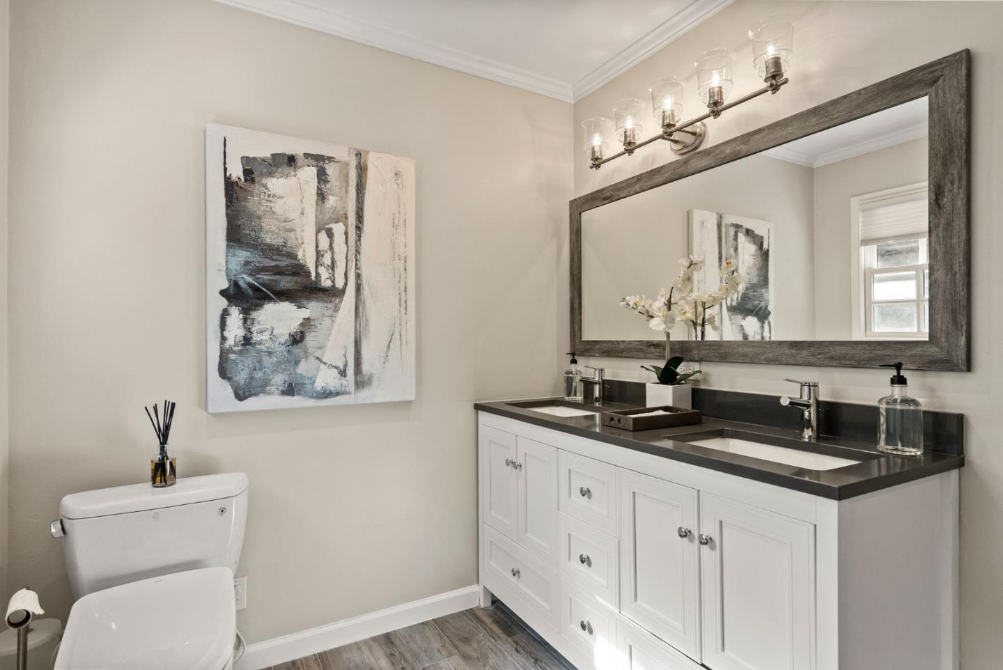 Detail Gallery Image 22 of 42 For 2811 Hallmark Dr, Belmont,  CA 94002 - 4 Beds | 3 Baths