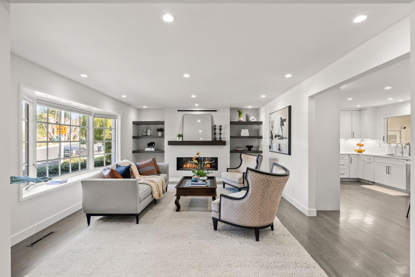 Detail Gallery Image 4 of 42 For 2811 Hallmark Dr, Belmont,  CA 94002 - 4 Beds | 3 Baths