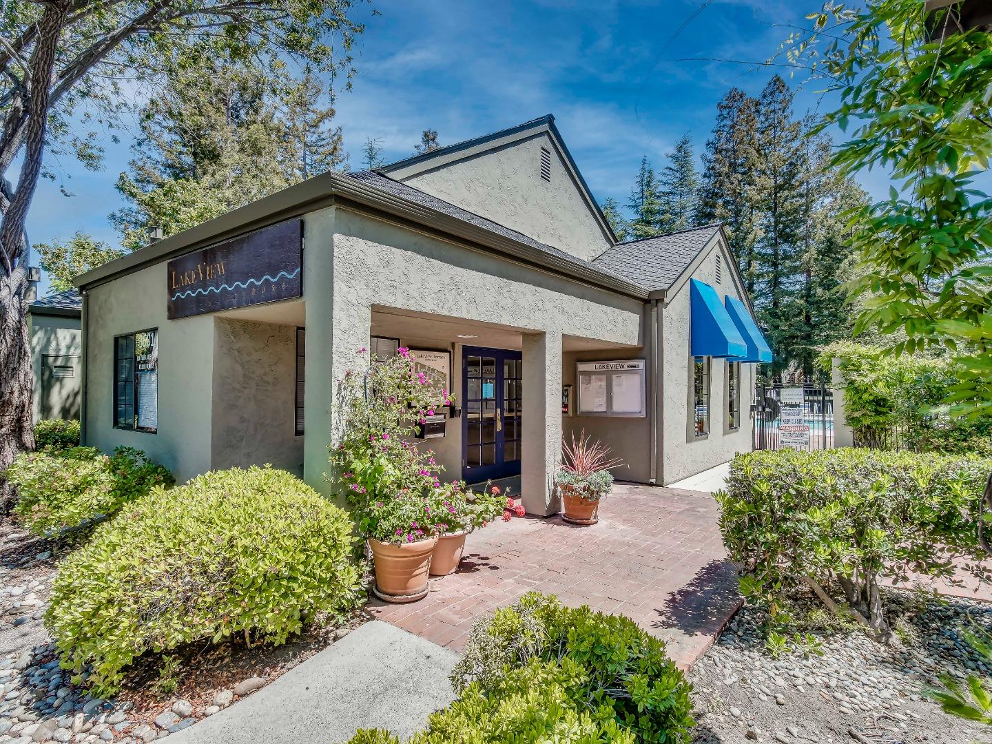 Detail Gallery Image 23 of 25 For 2202 La Terrace Cir, San Jose,  CA 95123 - 2 Beds | 1 Baths