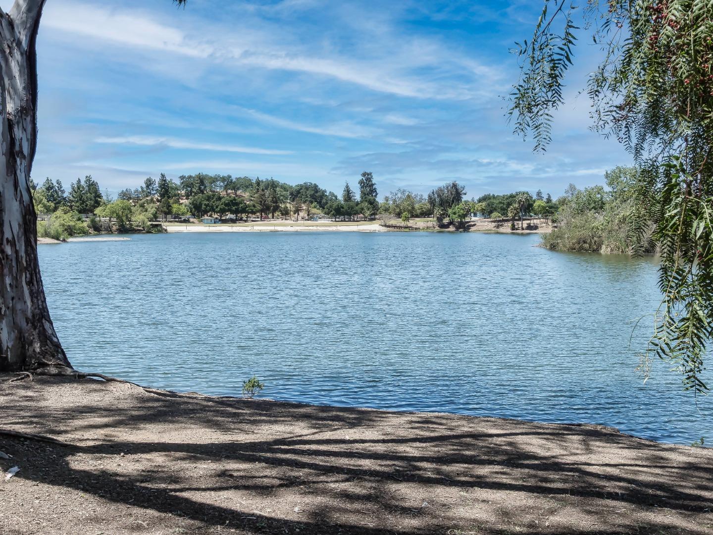 Detail Gallery Image 24 of 25 For 2202 La Terrace Cir, San Jose,  CA 95123 - 2 Beds | 1 Baths