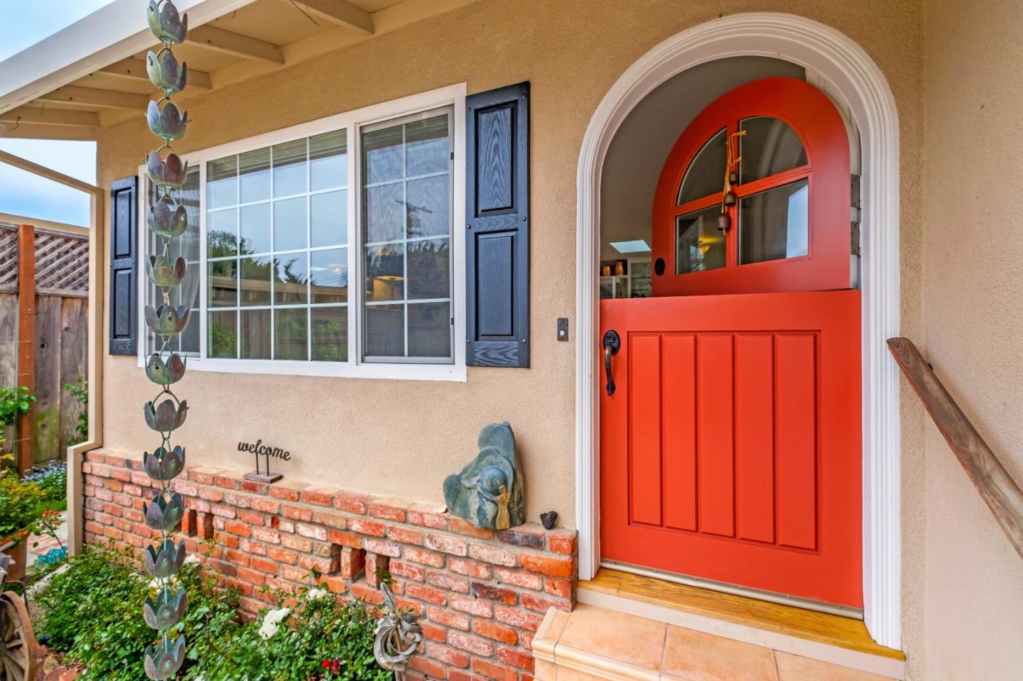 Detail Gallery Image 3 of 22 For 111 Farley Dr, Aptos,  CA 95003 - 3 Beds | 2 Baths