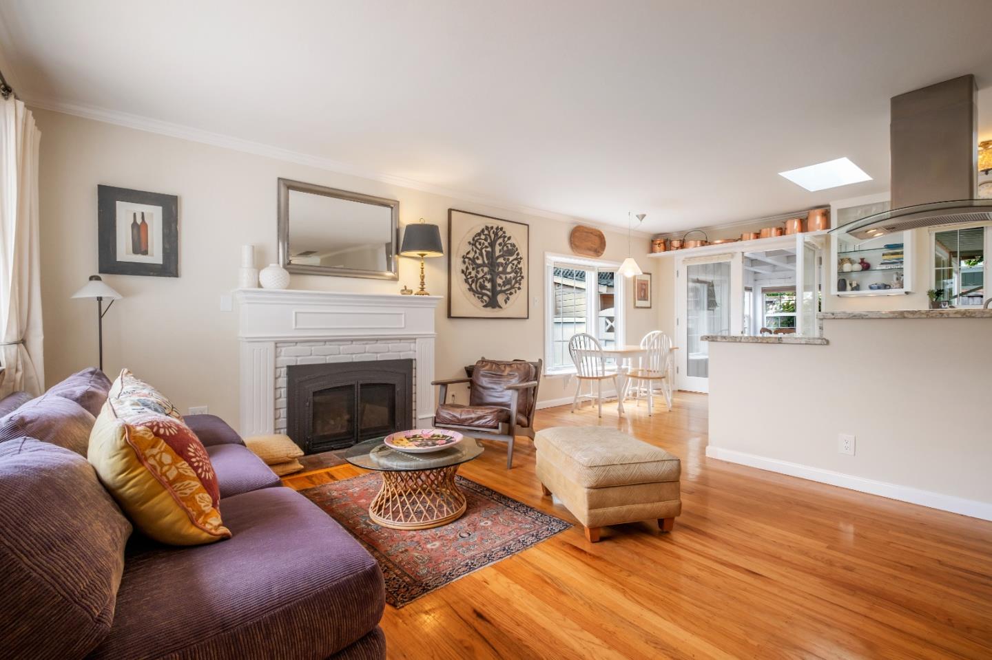 Detail Gallery Image 4 of 22 For 111 Farley Dr, Aptos,  CA 95003 - 3 Beds | 2 Baths
