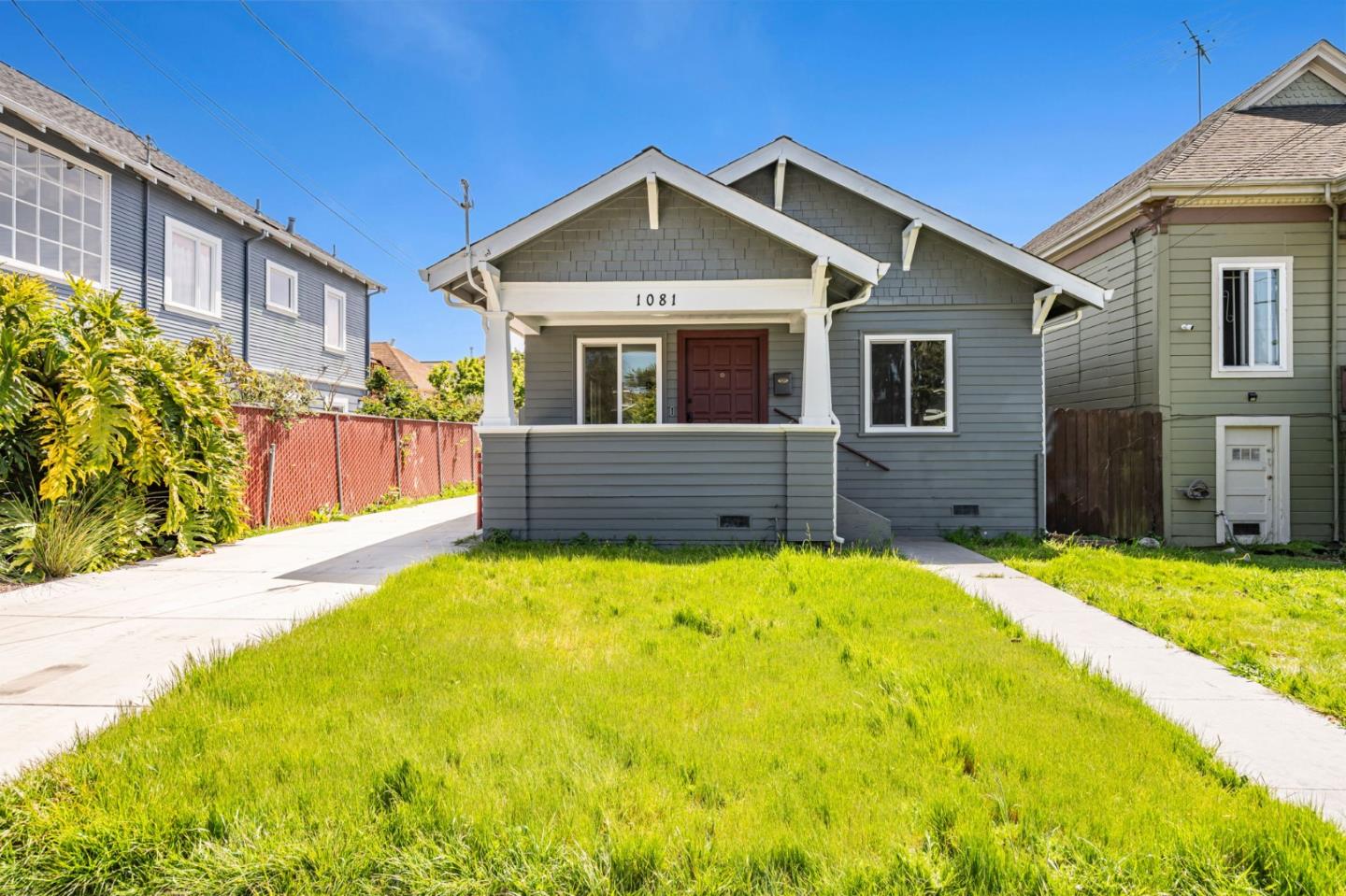 Detail Gallery Image 1 of 37 For 1081 65th St, Emeryville,  CA 94608 - 2 Beds | 2 Baths