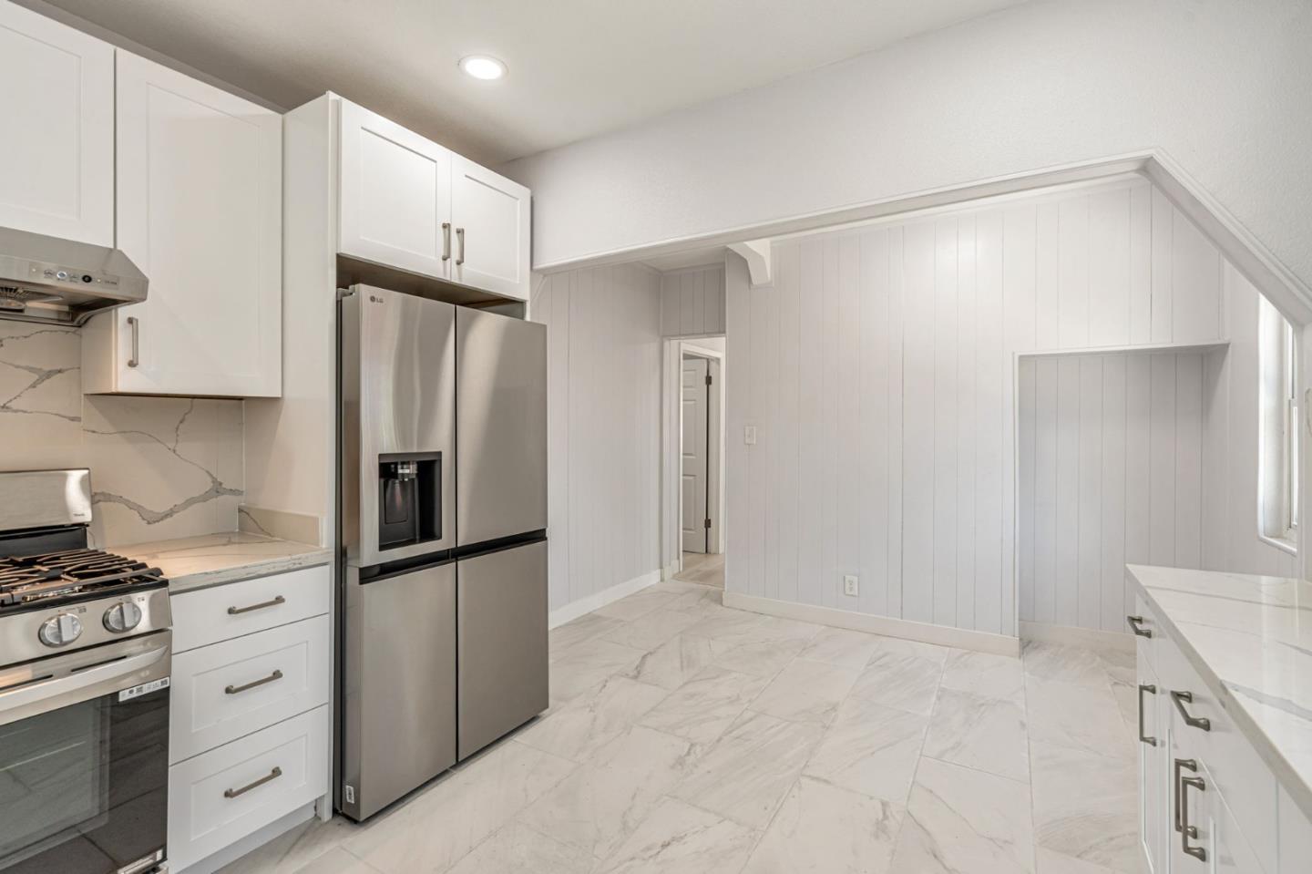 Detail Gallery Image 12 of 37 For 1081 65th St, Emeryville,  CA 94608 - 2 Beds | 2 Baths
