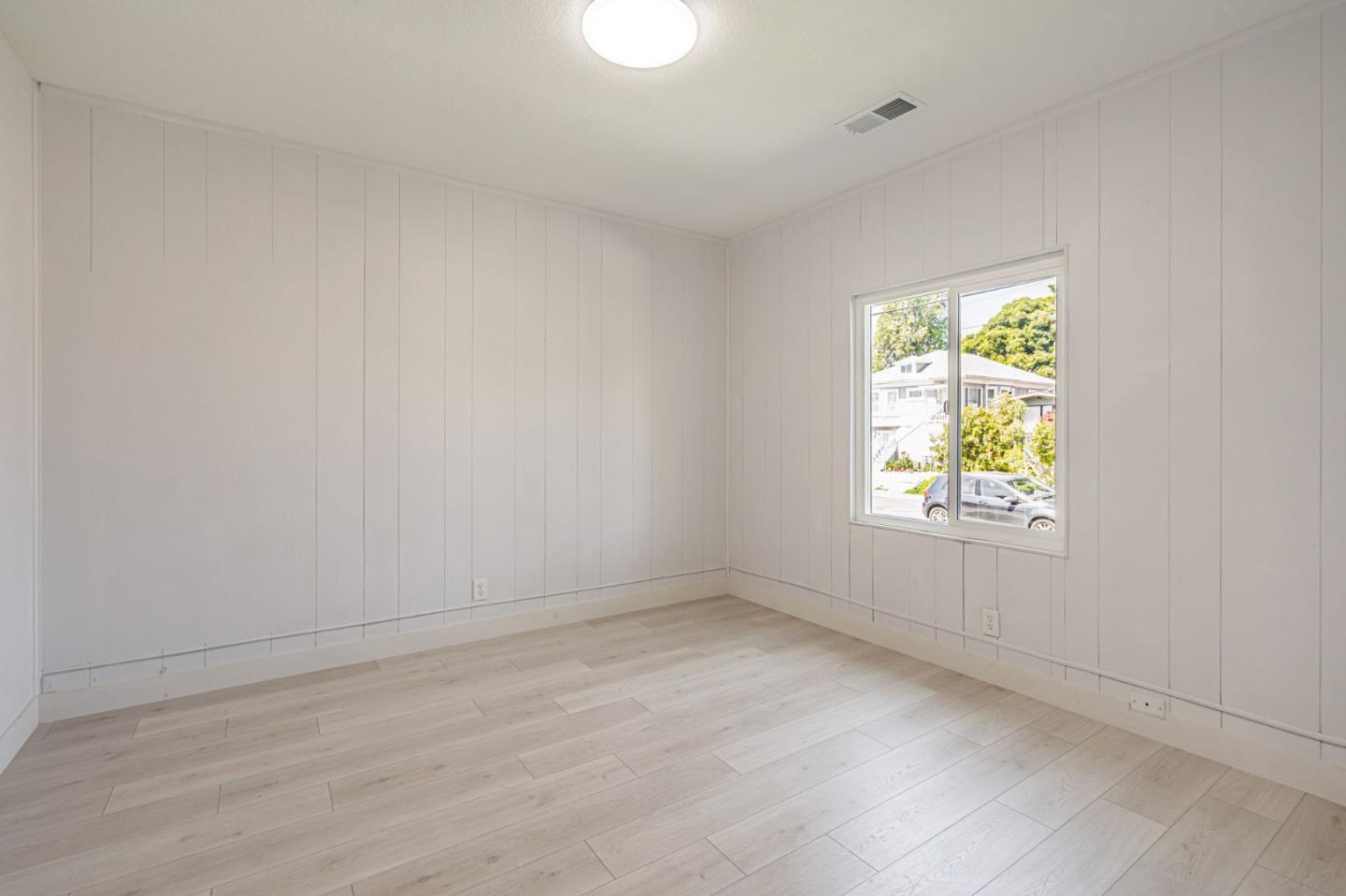 Detail Gallery Image 18 of 37 For 1081 65th St, Emeryville,  CA 94608 - 2 Beds | 2 Baths