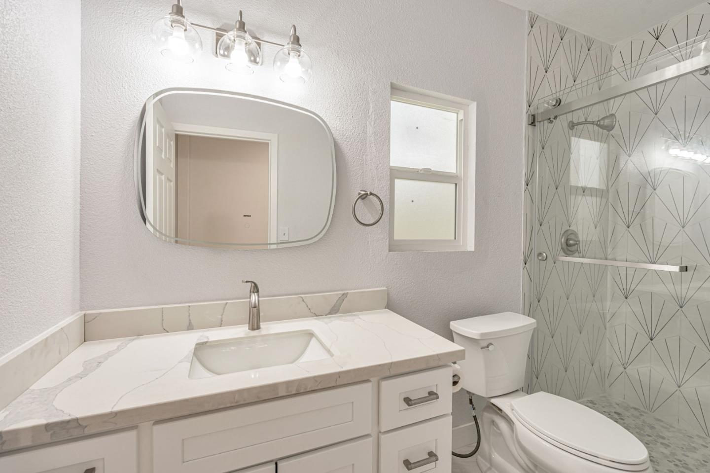 Detail Gallery Image 29 of 37 For 1081 65th St, Emeryville,  CA 94608 - 2 Beds | 2 Baths