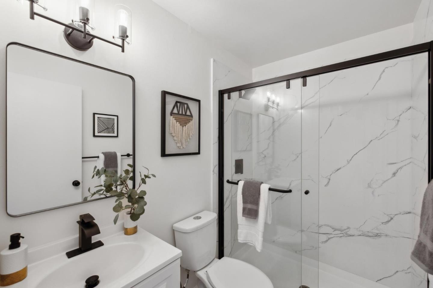 Detail Gallery Image 16 of 38 For 1 Appian Way #703-2,  South San Francisco,  CA 94080 - 3 Beds | 2 Baths